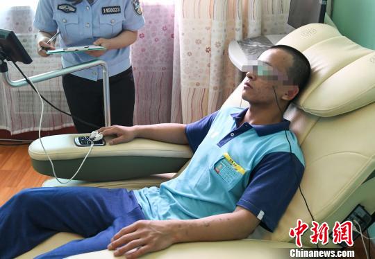 山西省戒毒管理局下屬共有13個戒毒場所和一個涉毒病殘所(山西省戒毒康復醫(yī)院)籌建處，其中省屬戒毒所9個，市屬戒毒所4個?！⊥踅ㄜ?攝