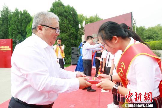 內蒙古發(fā)布紅色旅游線路