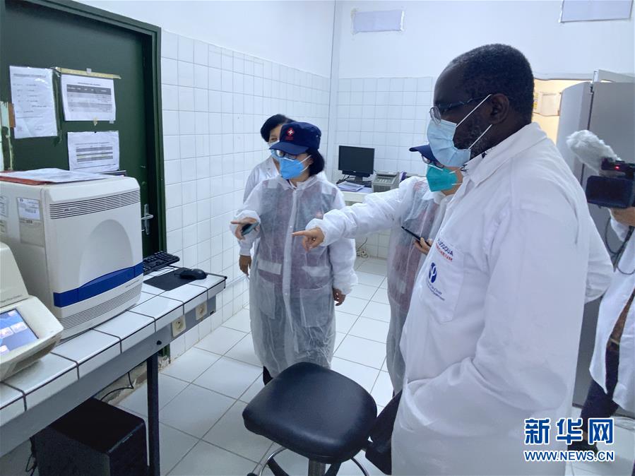 （新華全媒頭條·圖文互動）（13）“始終把人民群眾生命安全和身體健康放在第一位”——中國抗疫彰顯“生命至上、人民至上”理念