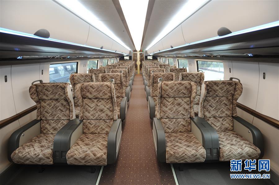 (經(jīng)濟(jì))(3)時速600公里高速磁浮試驗樣車成功試跑