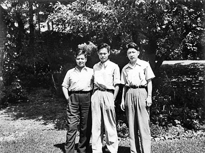 舍我其誰報(bào)國(guó)志，碧血丹心愛國(guó)情