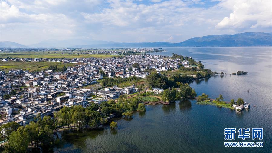 (新華全媒頭條·走向我們的小康生活·圖文互動)(1)綠染云嶺小康路——生態(tài)文明建設(shè)的云南實(shí)踐