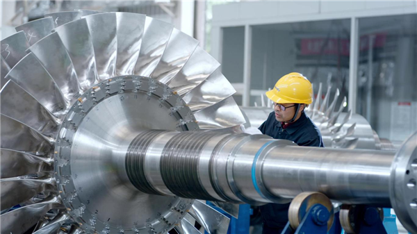 乘勢(shì)而上把握新時(shí)代追趕超越關(guān)鍵期——專訪全國(guó)人大代表、西安市市長(zhǎng)李明遠(yuǎn)_fororder_圖片7